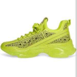 Steve Madden lime Maxima sneakers